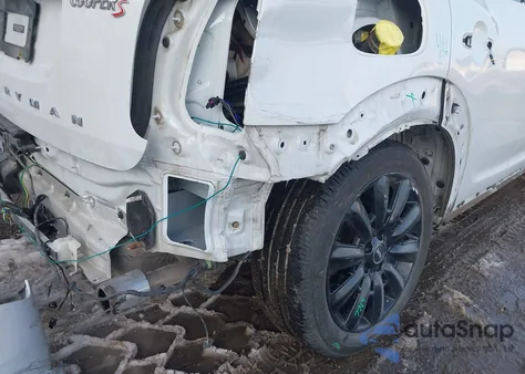 2019 Mini Countryman Cooper S z USA, uszkodzony, nr VIN WMZYT5C52K3G93673